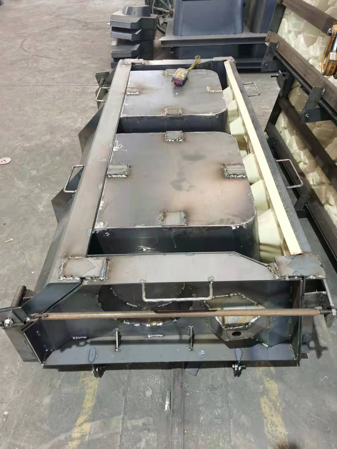 1618059848829195.jpg 護坡模具3.jpg