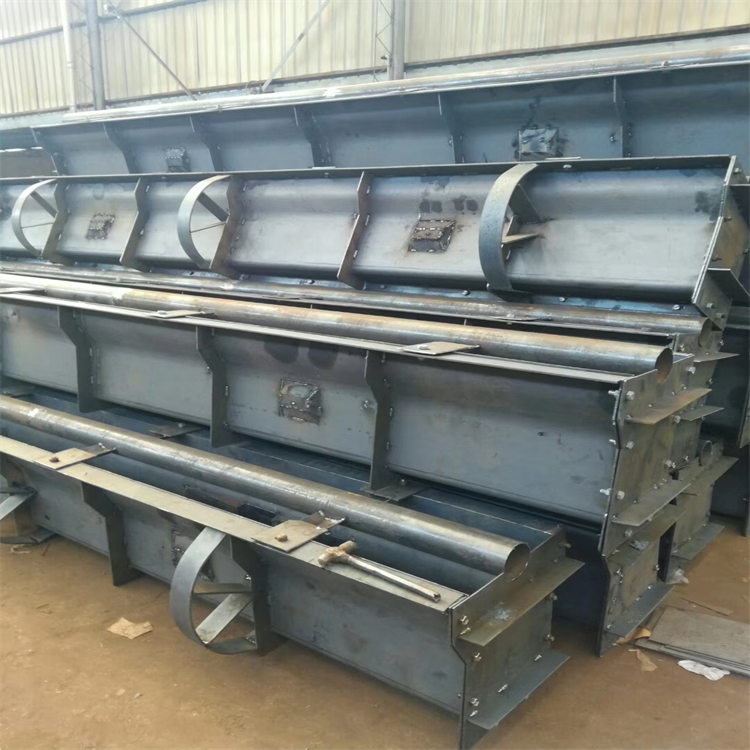 1651451710703048.jpg 防撞墻模具7.jpg